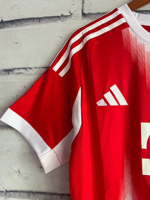 Jersey Bayern Múnich Local 2025/2026