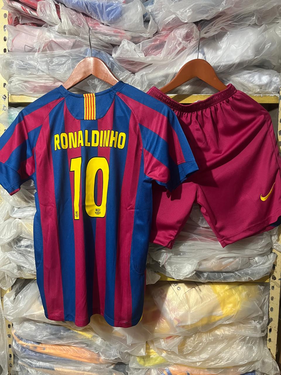 Playera Barcelona 2006 Retro Ronaldinho Adultos y Niños