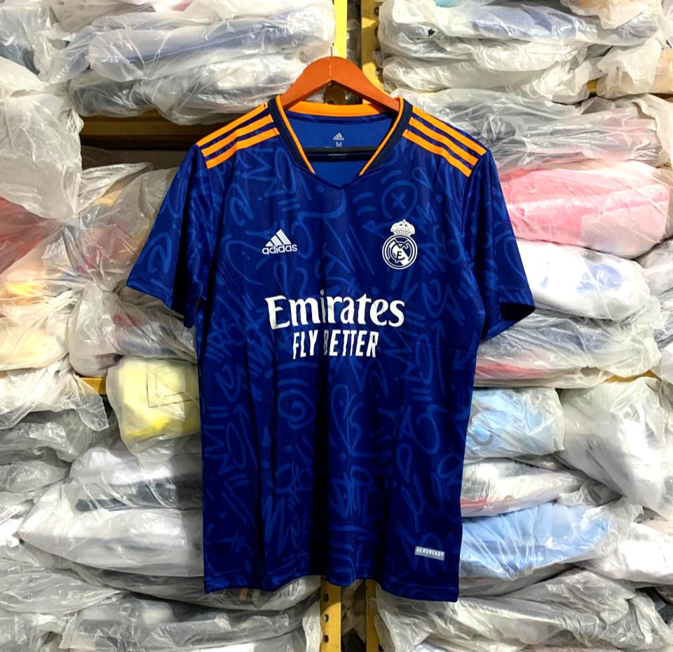 Jersey Real Madrid 2022 Grafiti Retro