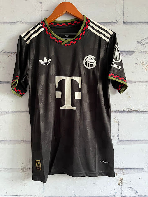 Jersey Bayern Múnich 2025/26