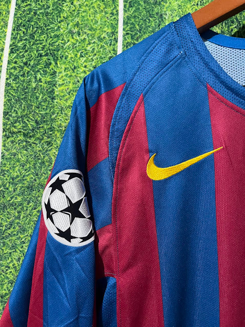 Playera Barcelona 2006 Ronaldinho Manga Larga Retro