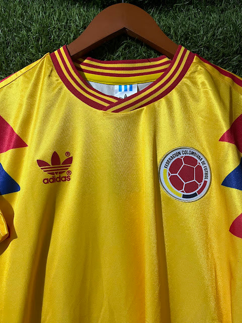 Playera Colombia 90s Valderrama 10